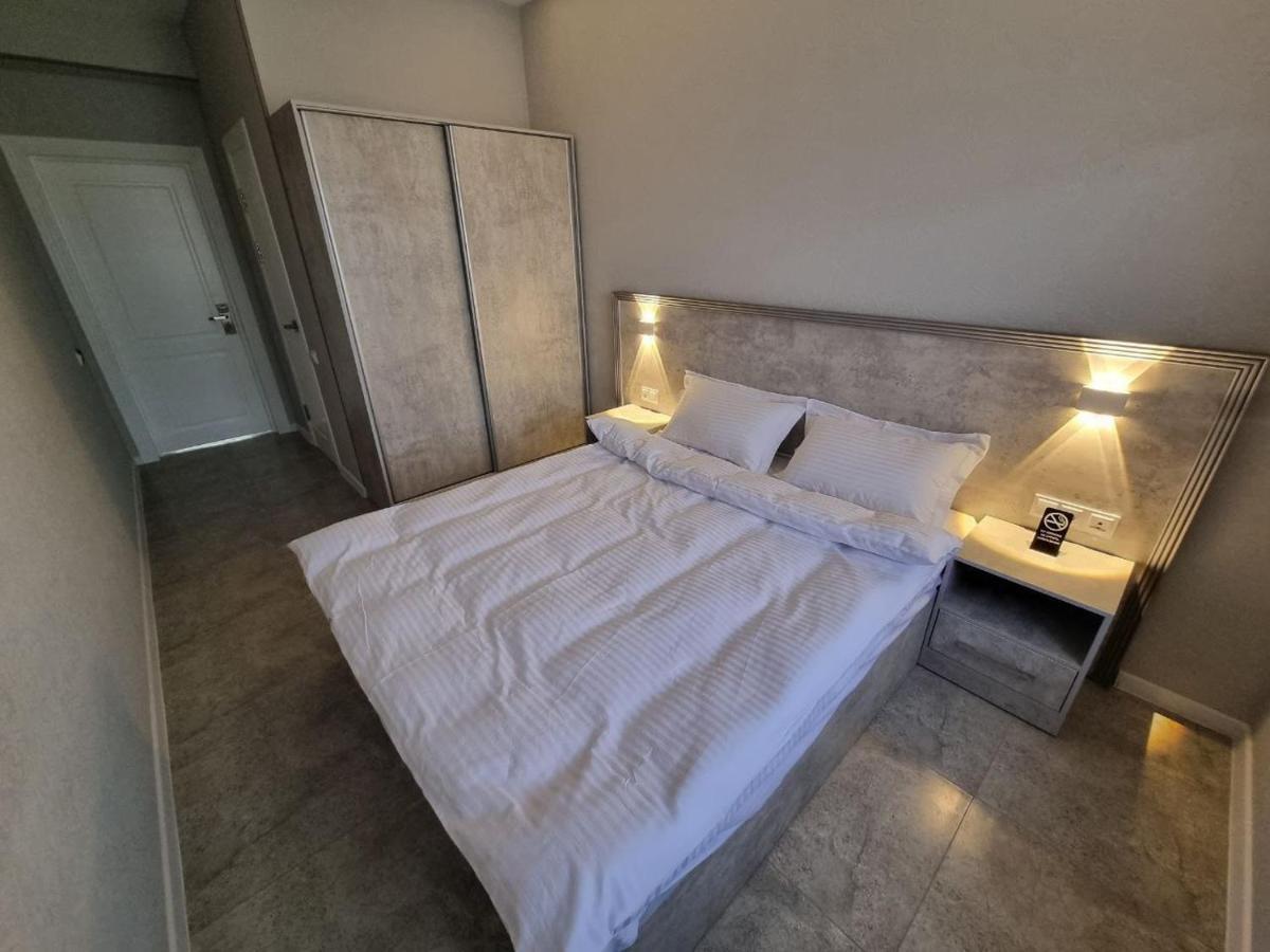 Revel Hotel 塔什干 外观 照片