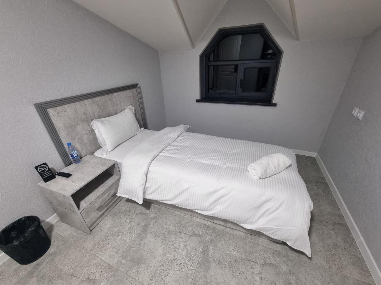 Revel Hotel 塔什干 外观 照片