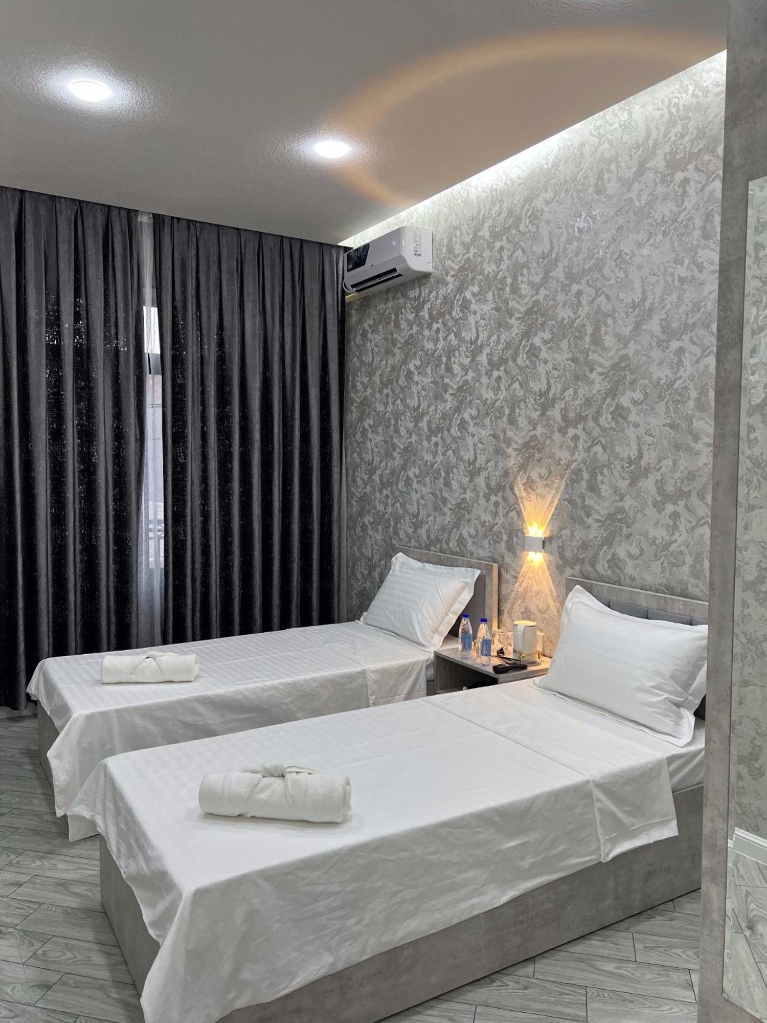Revel Hotel 塔什干 外观 照片
